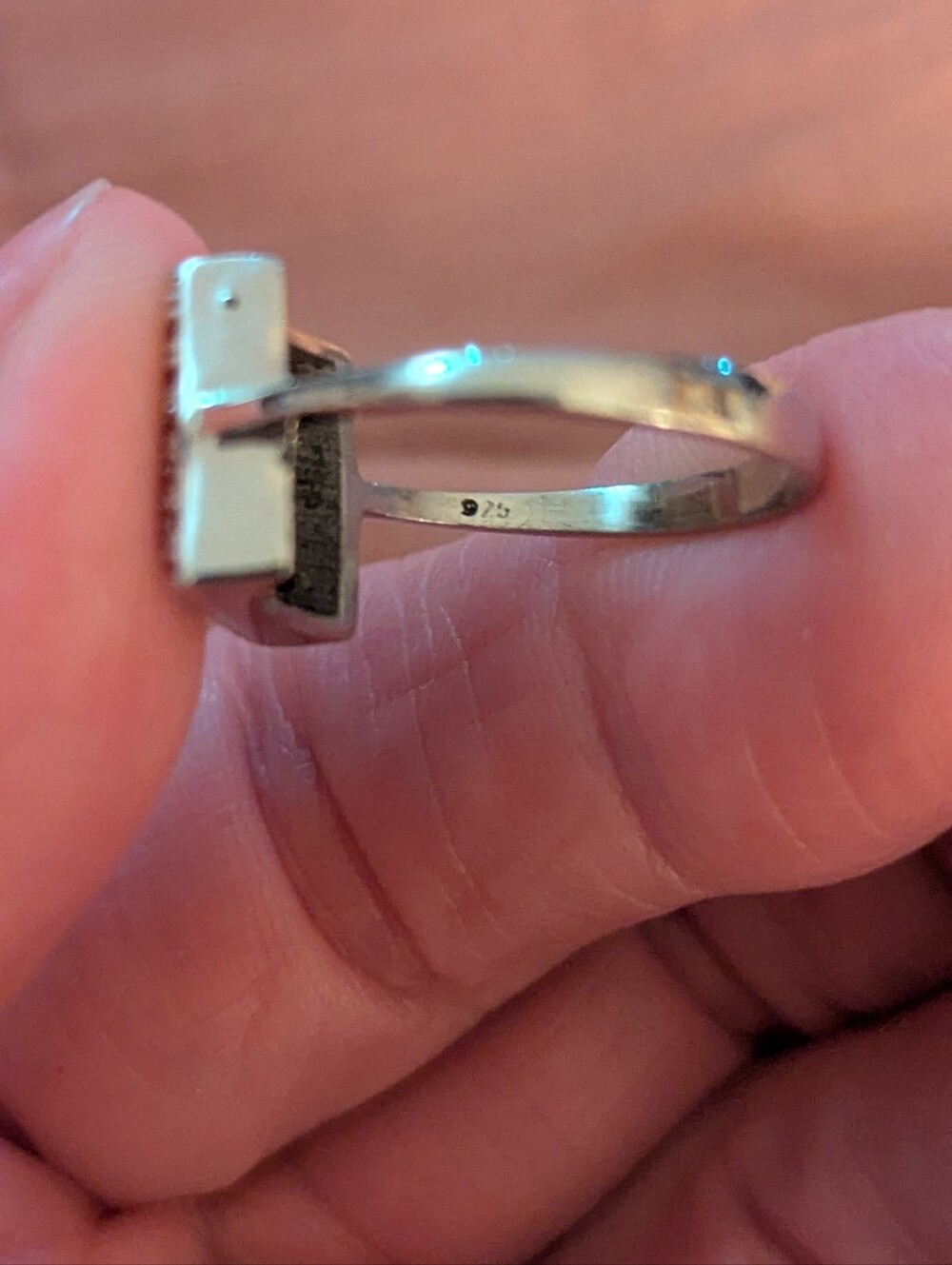 Silver Ring - Picture 4 of 4